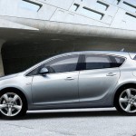 2010-opel-astra-3