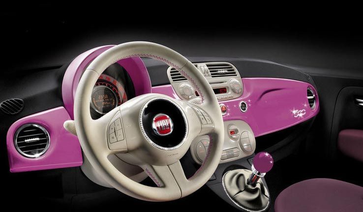 pink fiat 500