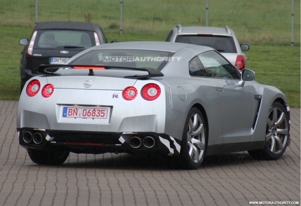 Upcoming Cars 2011 Nissan GTR Best Car Wallpaper and Reviews