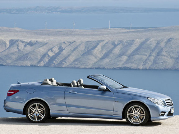 The convertible version of Mercedes EKlasse is out for the public in