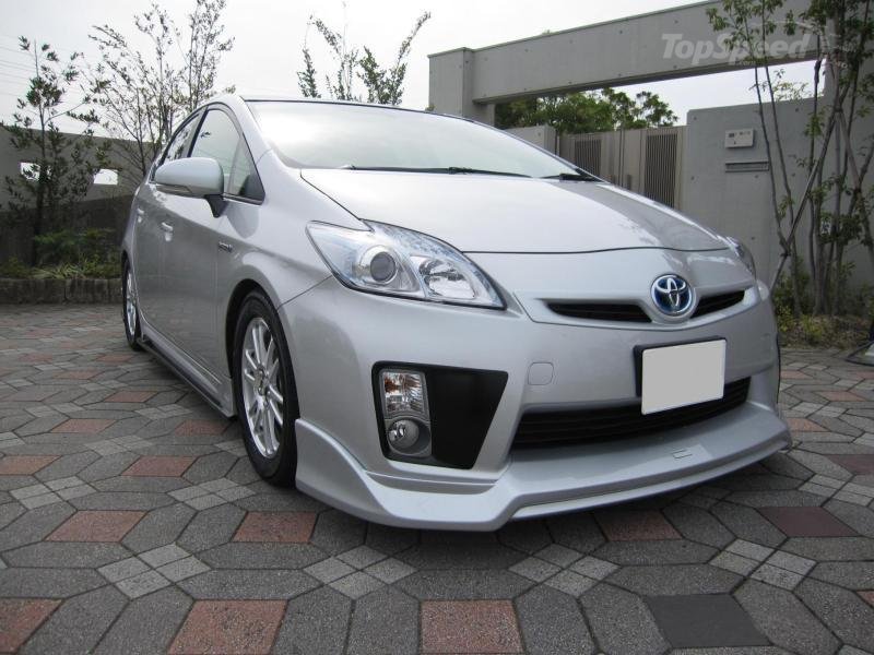 Toyota-Prius-by-Tommy-Kaira-1.jpg