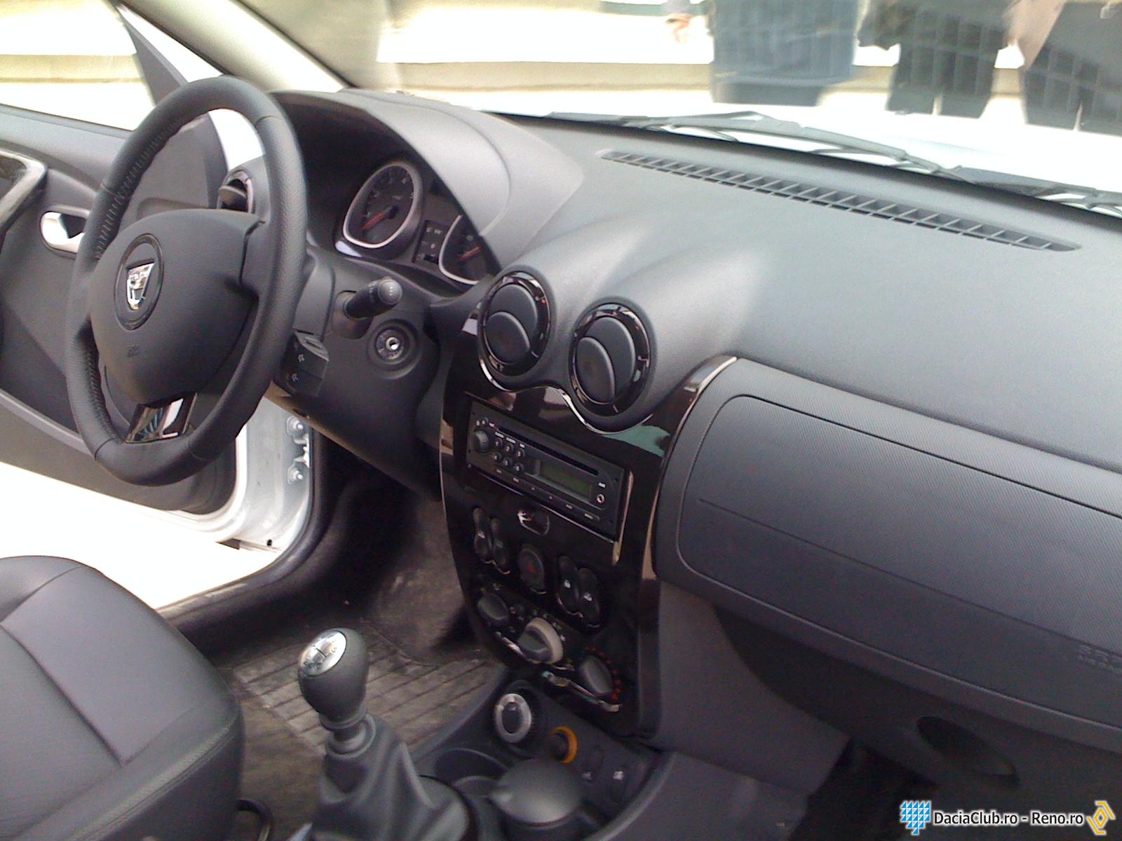 Dacia Duster Black