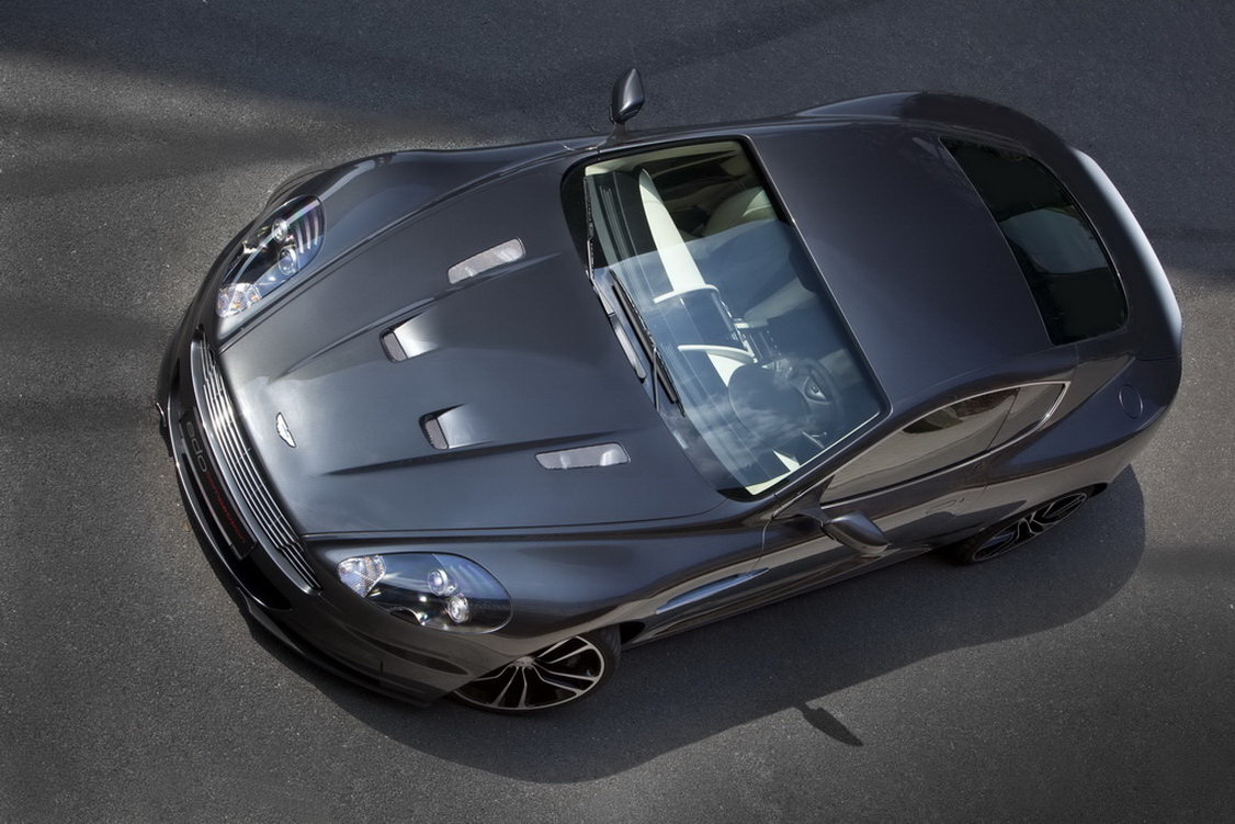 Aston Martin DB9 DBS