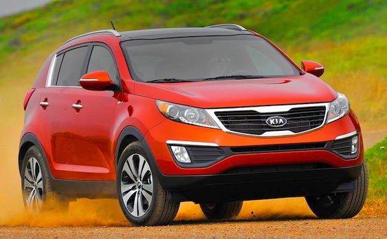 2011 KIA Sportage. Featuring a 2.4-litre 4-cylinder engine sporting 176 hp 