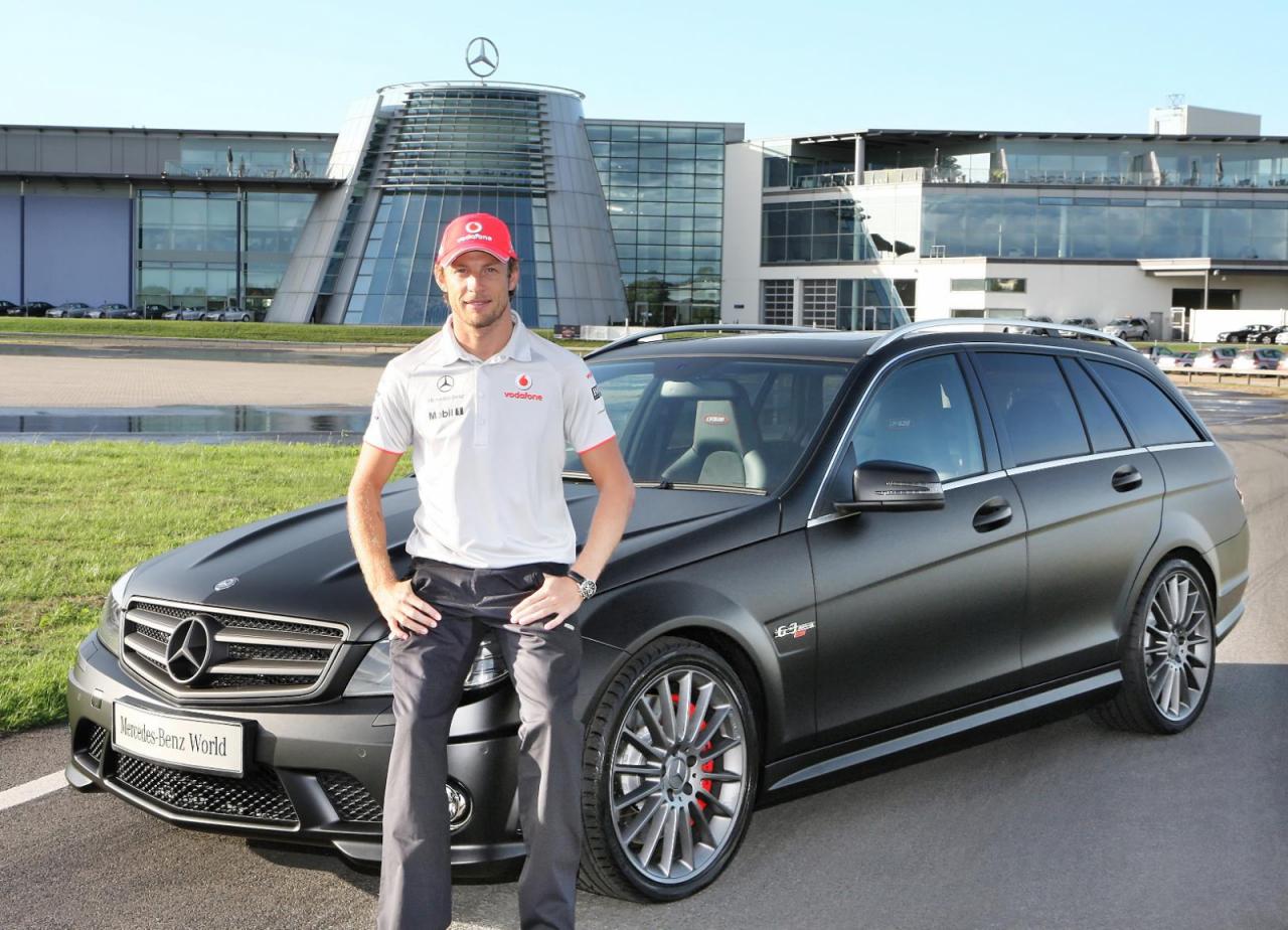 Mercedes C-Klasse DR520 Estate and Jenson Button