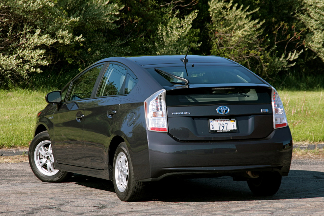 Best Hybrid Cars-toyota prius hybrid-s-34