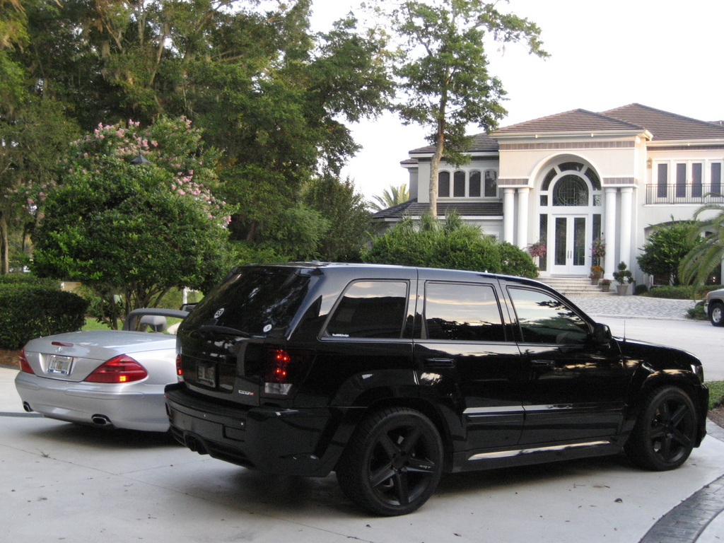 custom srt8