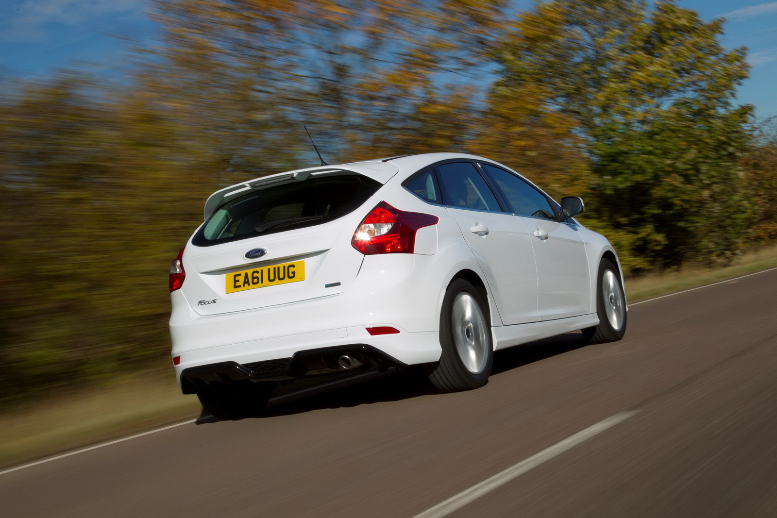 Ford Focus Zetec S for UK unveiled - Automotorblog