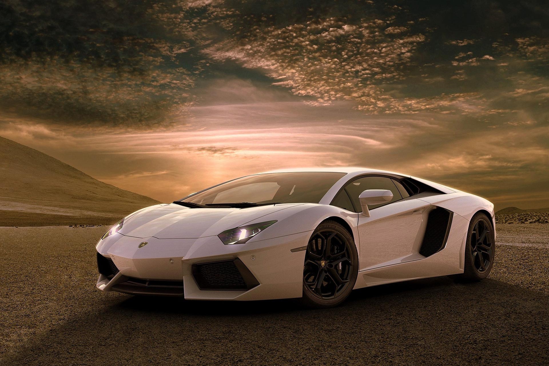 Hire Lamborghini on Lamborghini Aventador   Now Available For Rent   Automotor Blog