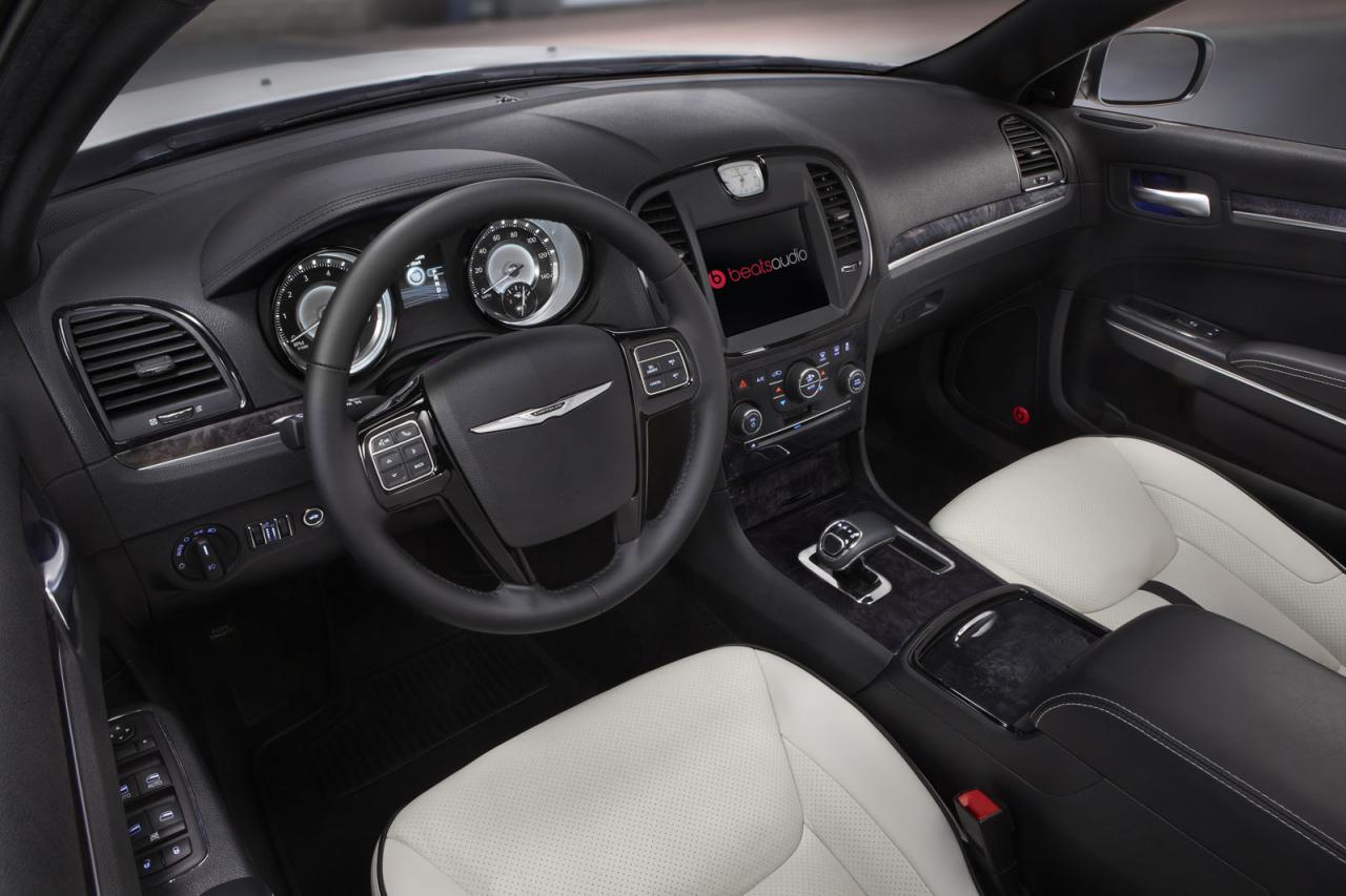 2013 Chrysler 300 Motown Edition