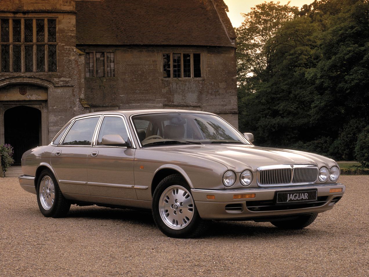 Jaguar XJ6 Jaguar XJ6