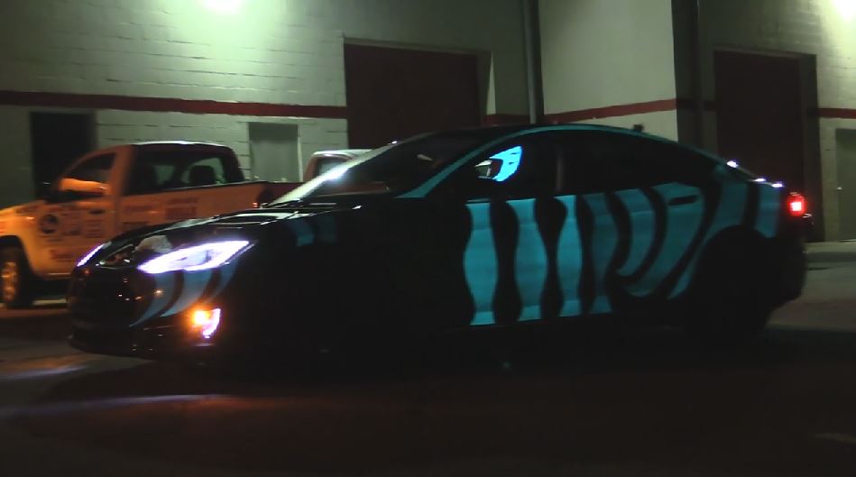 Electroluminescent paint presented on a Tesla Model S Automotorblog