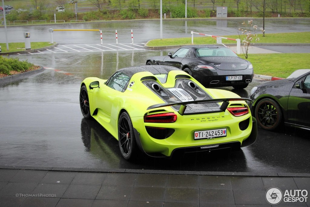 Lime Green Porsche 918 Spyder Shot Down at Nurburgring