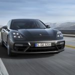 2017 Porsche Panamera 4S (13)