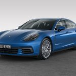 2017 Porsche Panamera 4S (4)