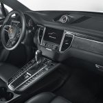 Porsche Macan Turbo with Performance Pack (3)