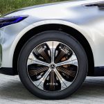 mercedes-eq-suv-24