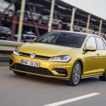 2017-volkswagen-golf-facelift-1