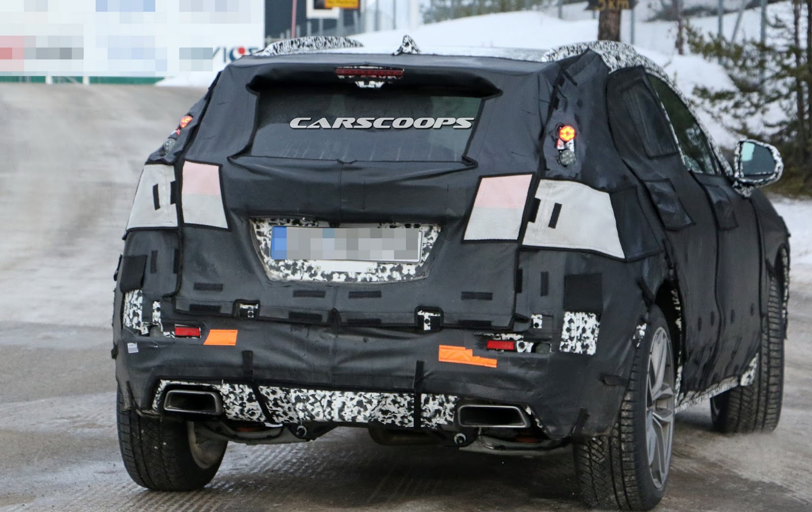 2018 Cadillac XT3 SUV Caught on Shots - Automotorblog