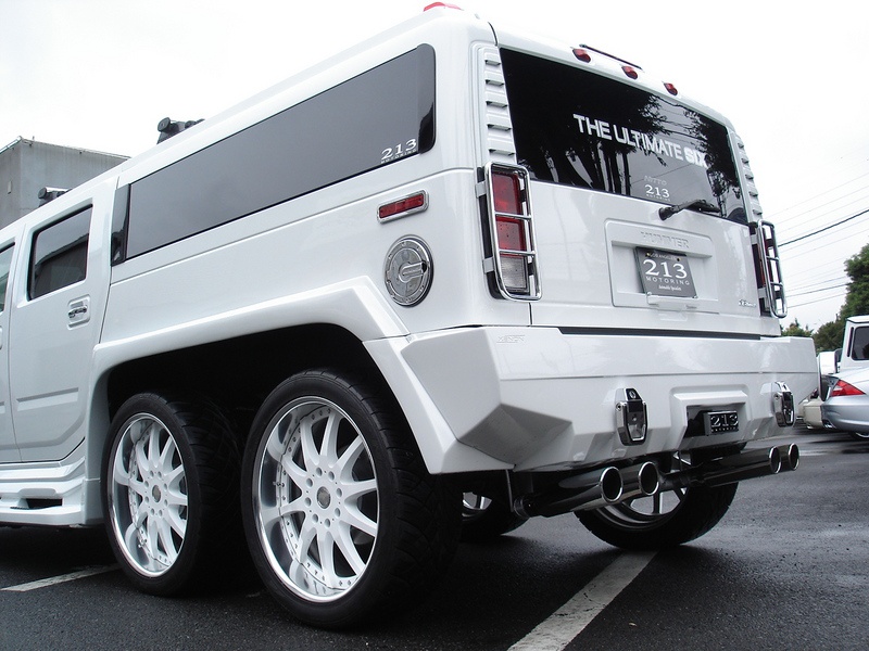 Hummer H2 Ultimate Six