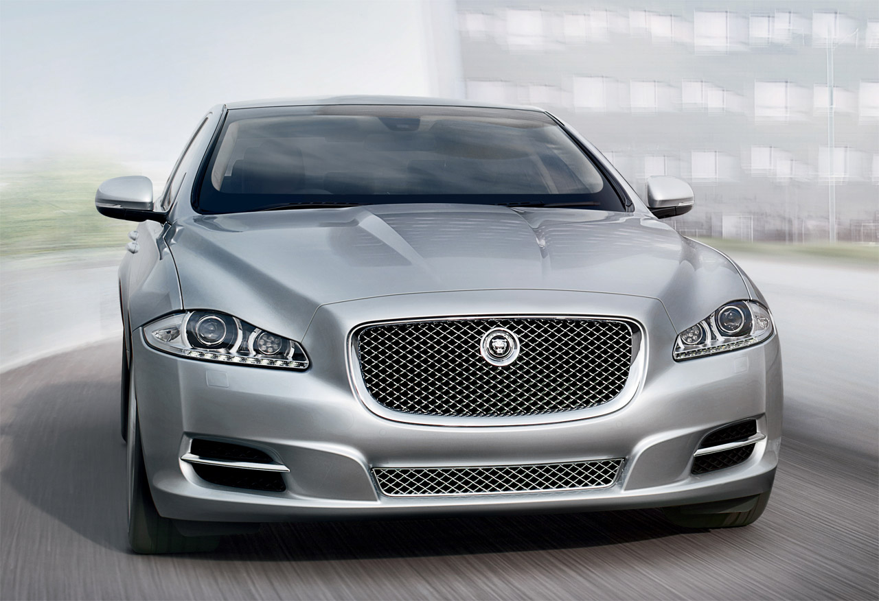 2011 Jaguar XJ Sentinel Front