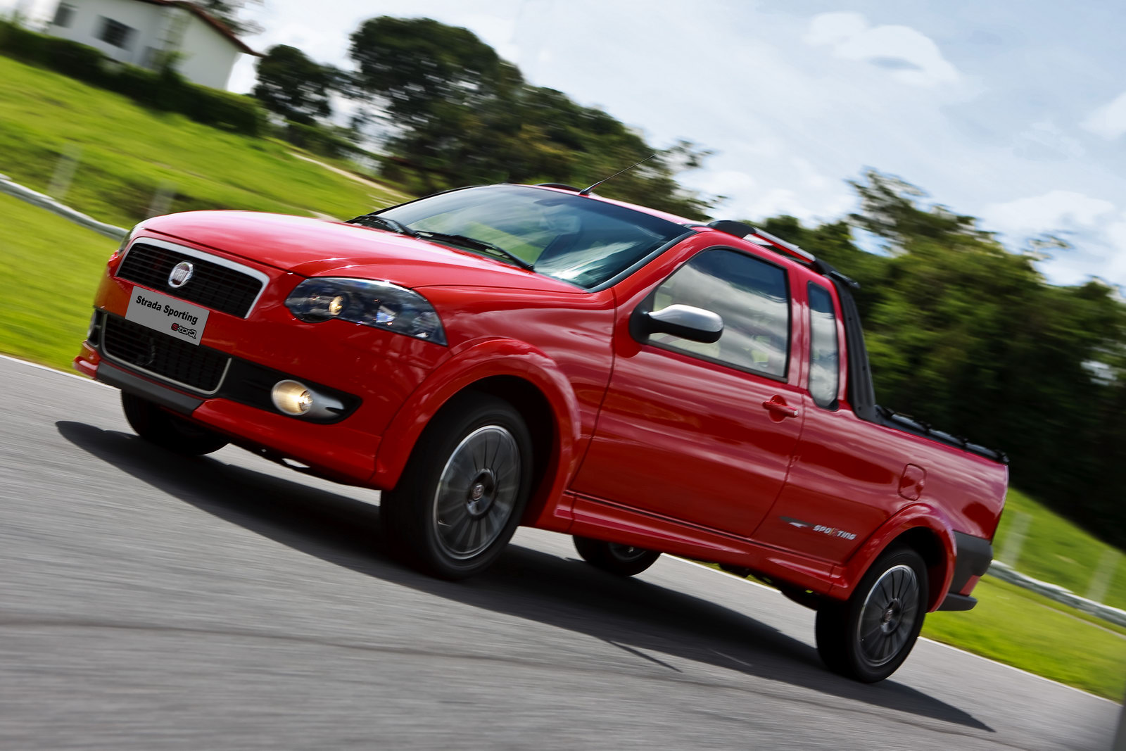 Fiat Strada Sporting Pickup