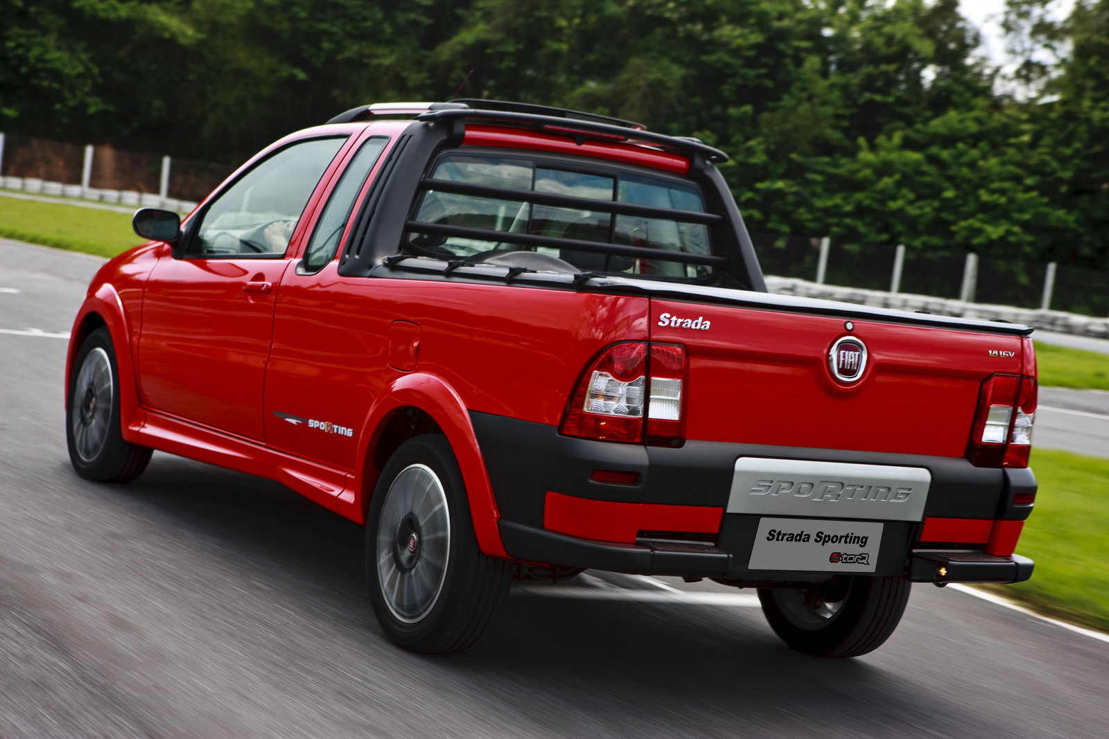 Fiat Strada Sporting Pickup