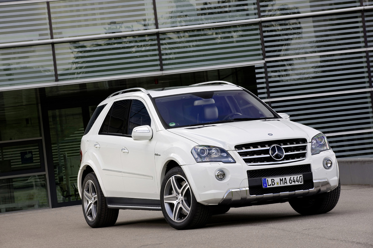 Mercedes Benz ML63 AMG