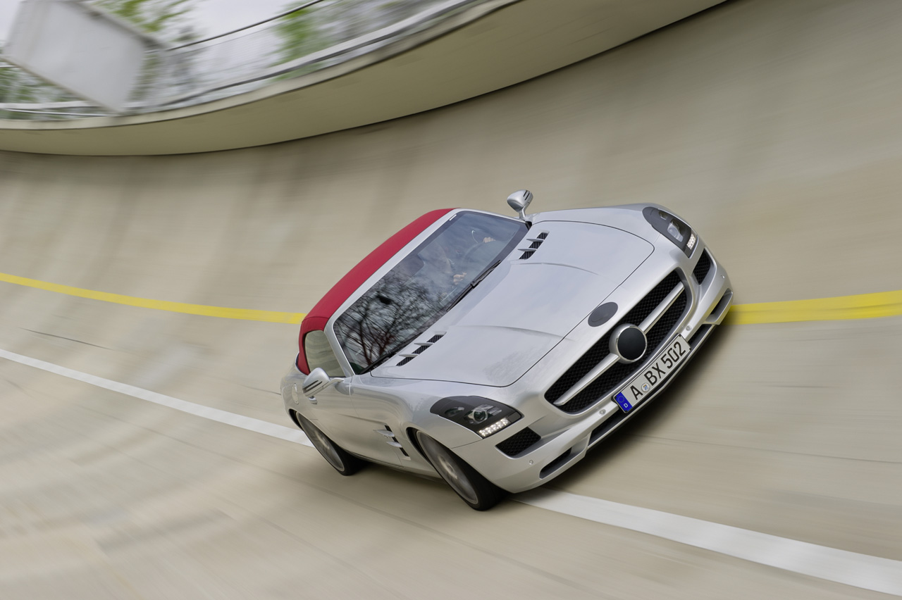 2012 Mercedes-Benz SLS AMG Roadster