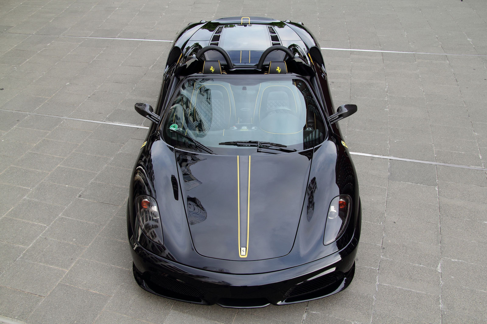 Ferrari Scuderia Spider 16M Conversion Edition