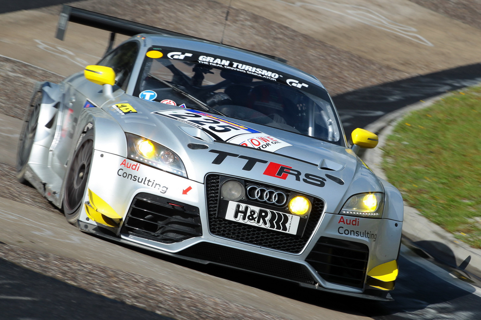 Audi TT RS Racer