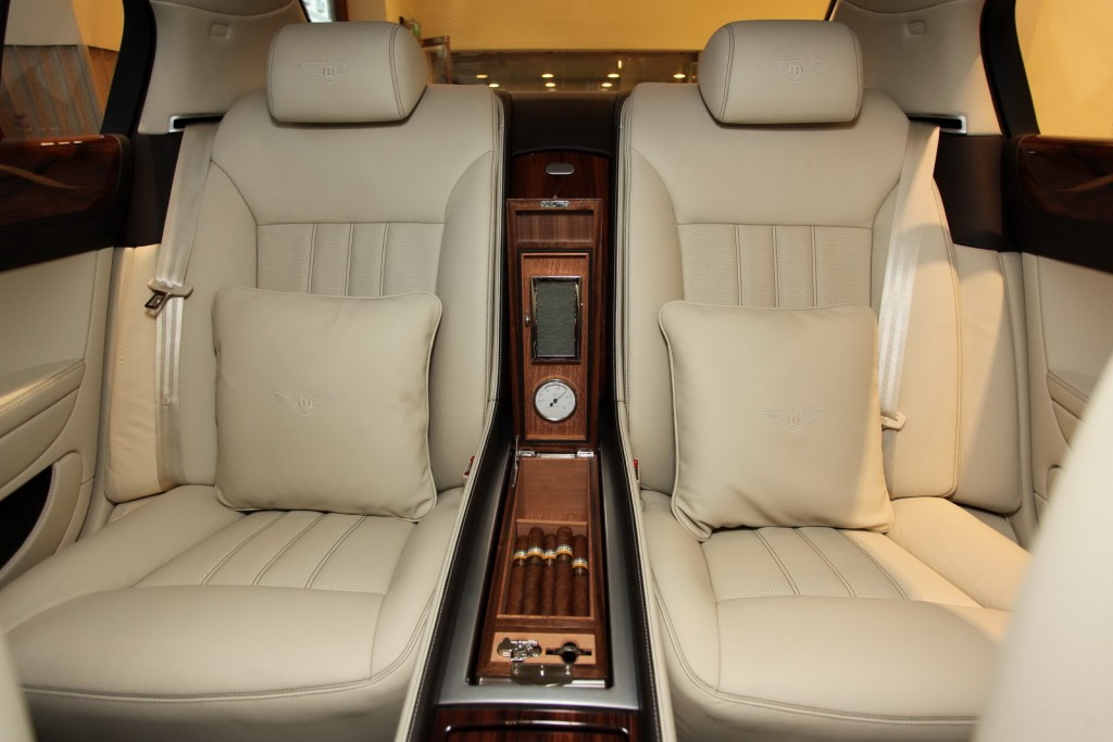 Continental Flying Spur 2011