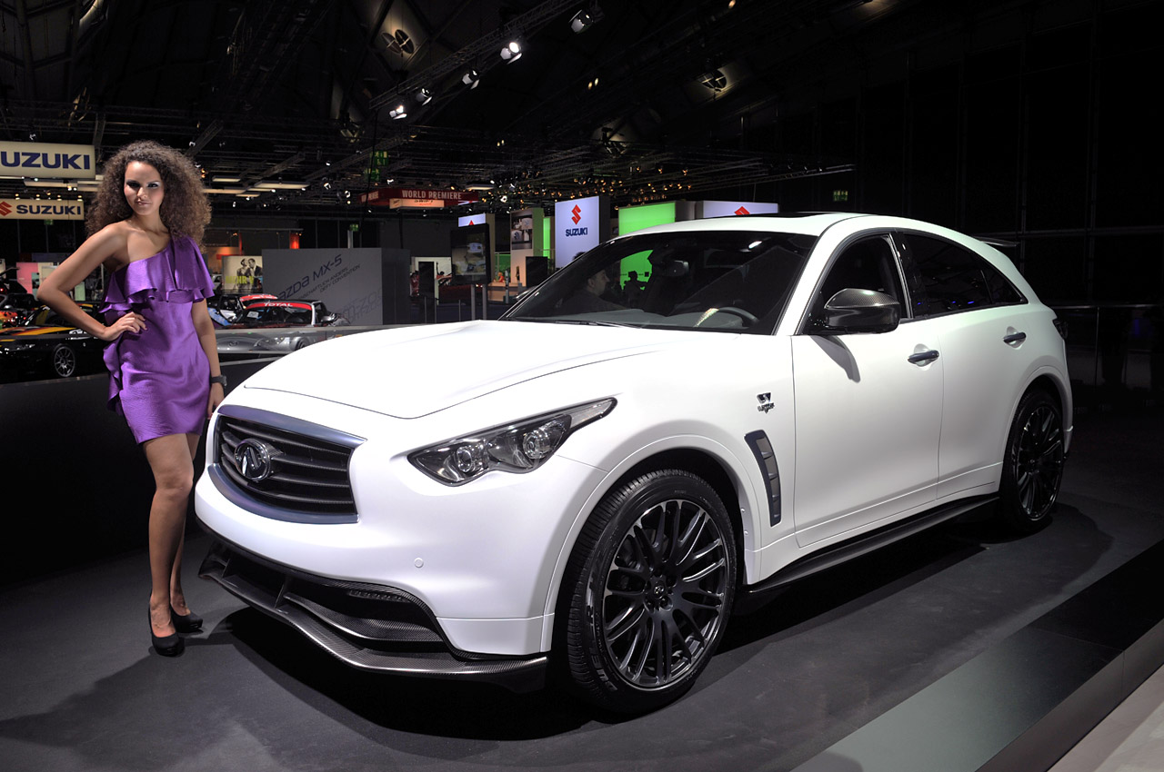 Infiniti FX50 Sebastian Vettel