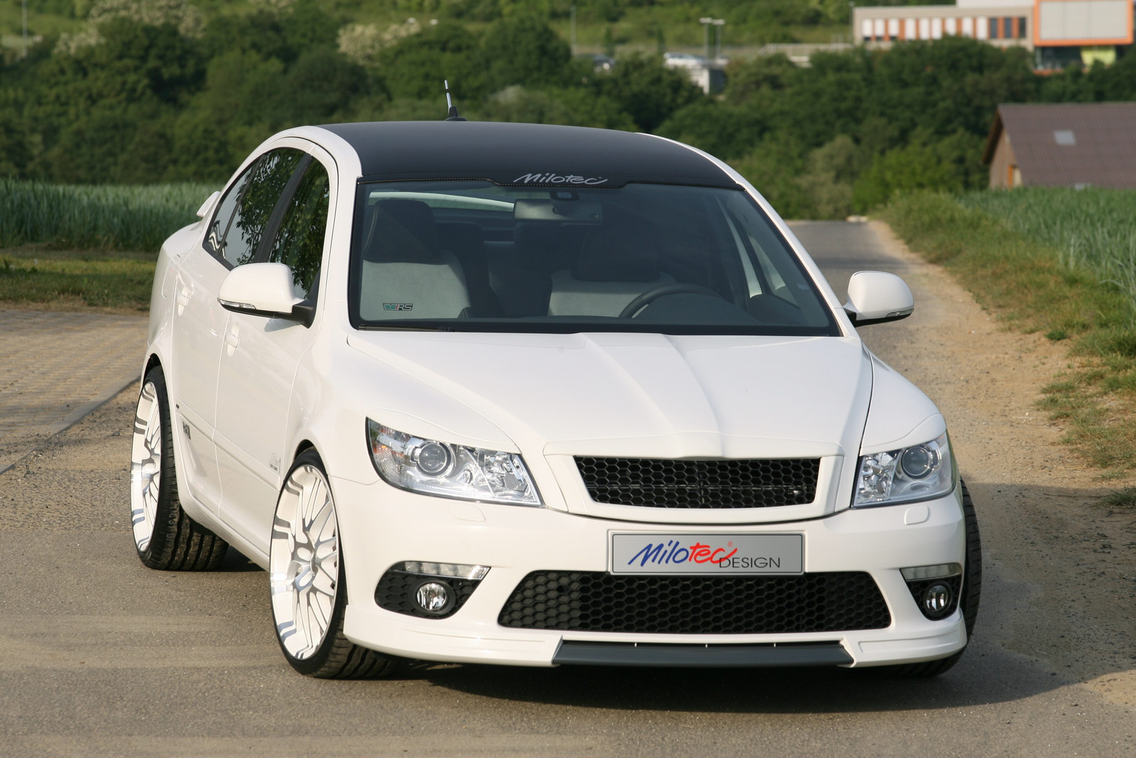 Skoda Octavia II RS by Milotec