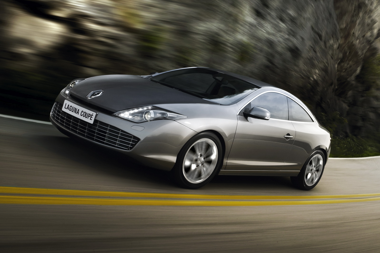 2012 Renault Laguna Coupe