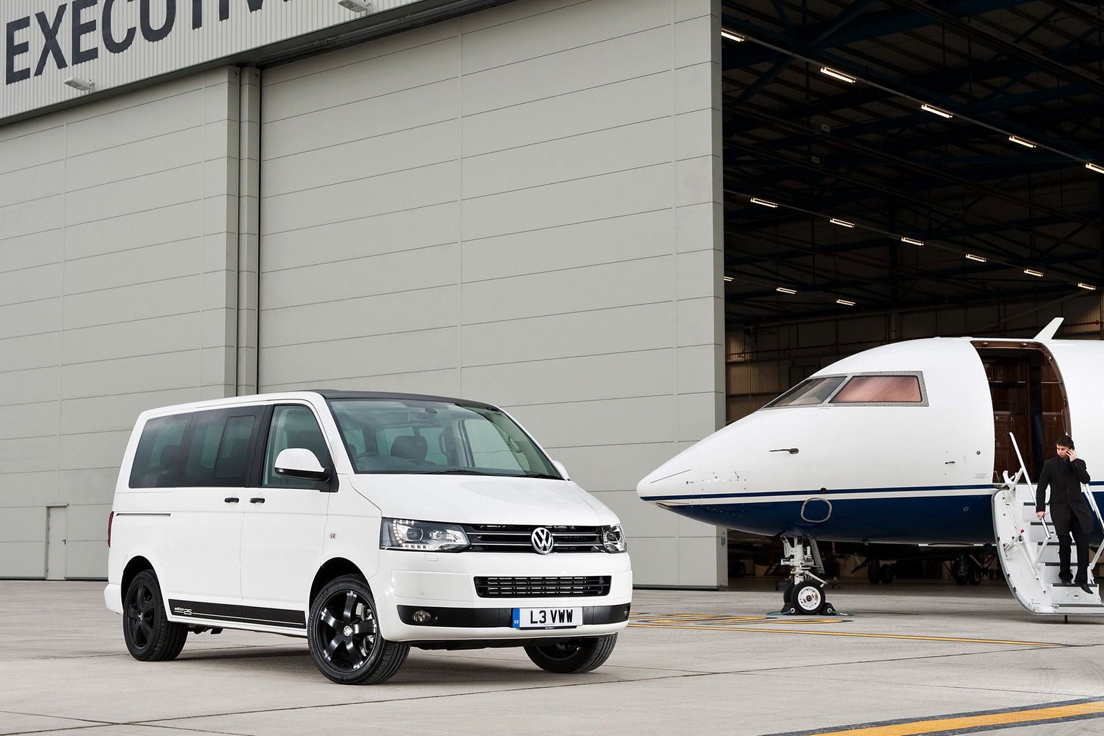 Volkswagen Caravelle Edition 25