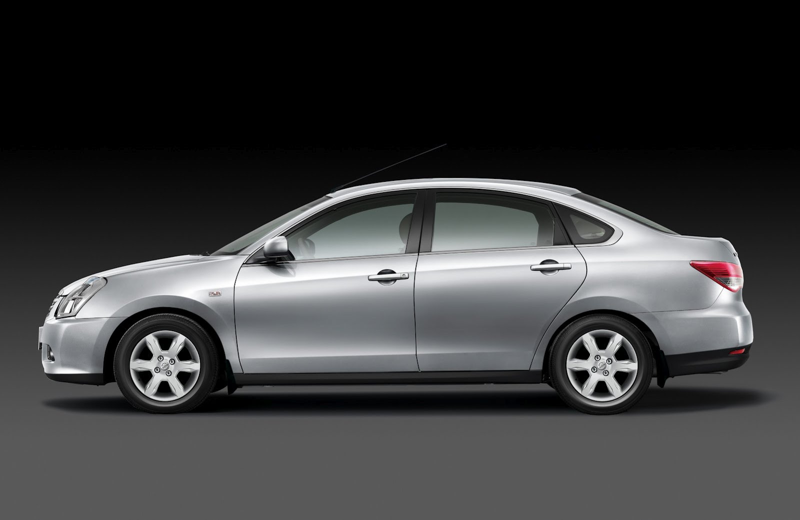 2012 Nissan Almera