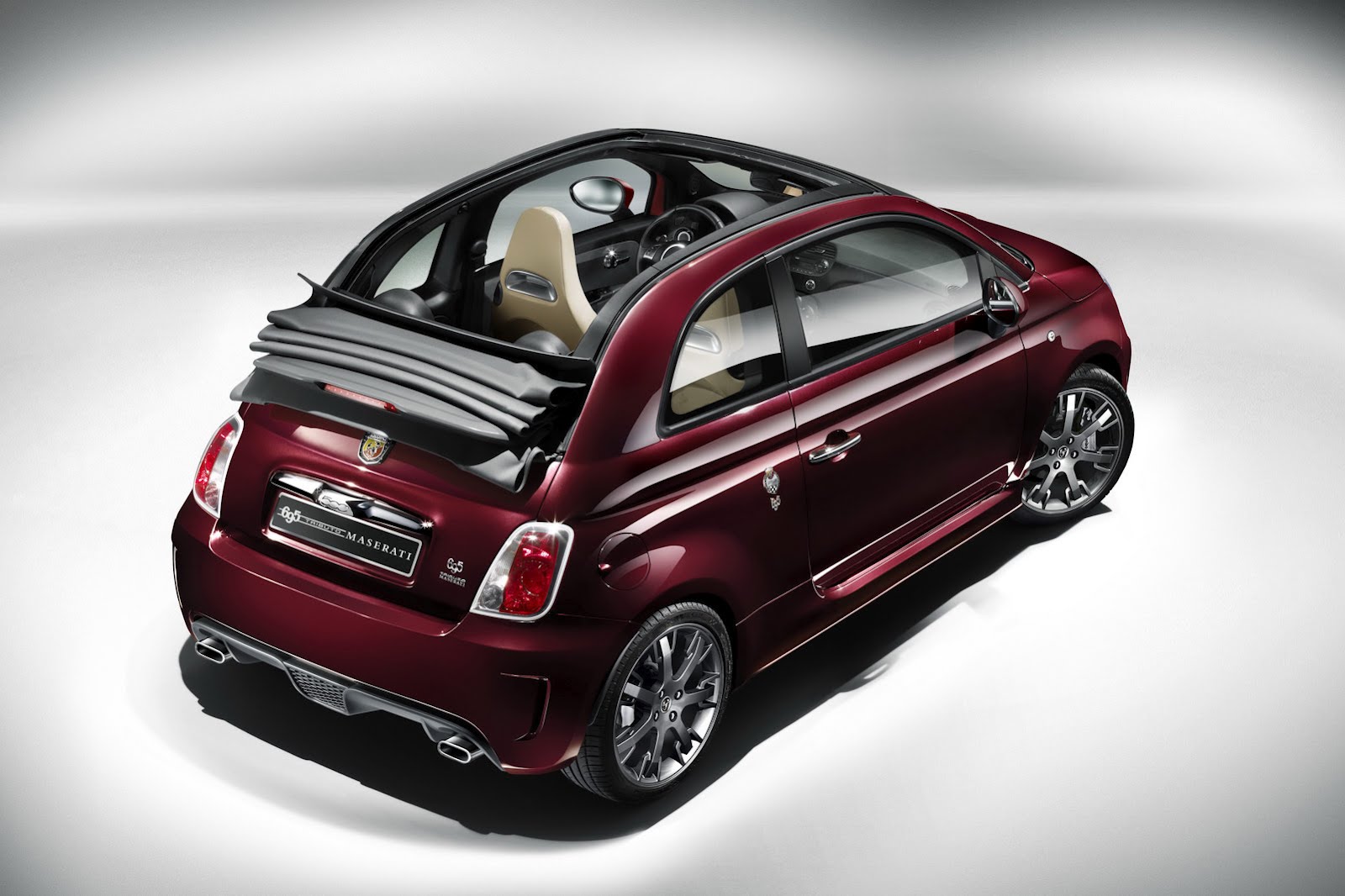 Abarth 695 Tributo Maserati Convertible