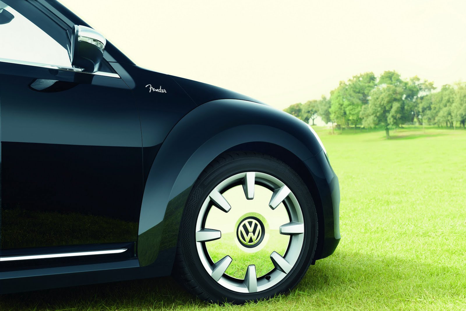 2013 Volkswagen Beetle Fender edition