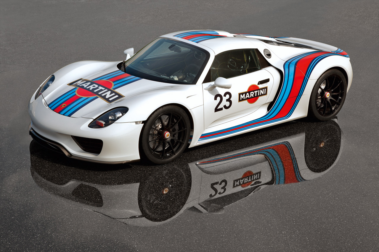 Porsche 918 Martini Racing