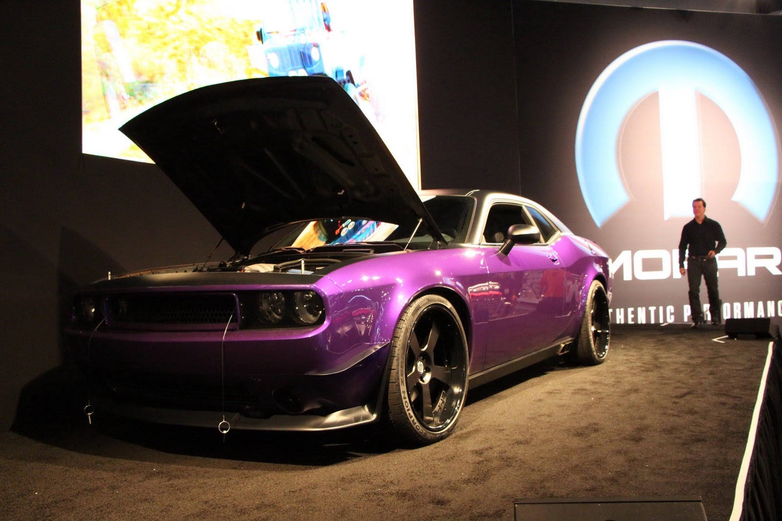 UltraViolet Dodge Challenger SRT8