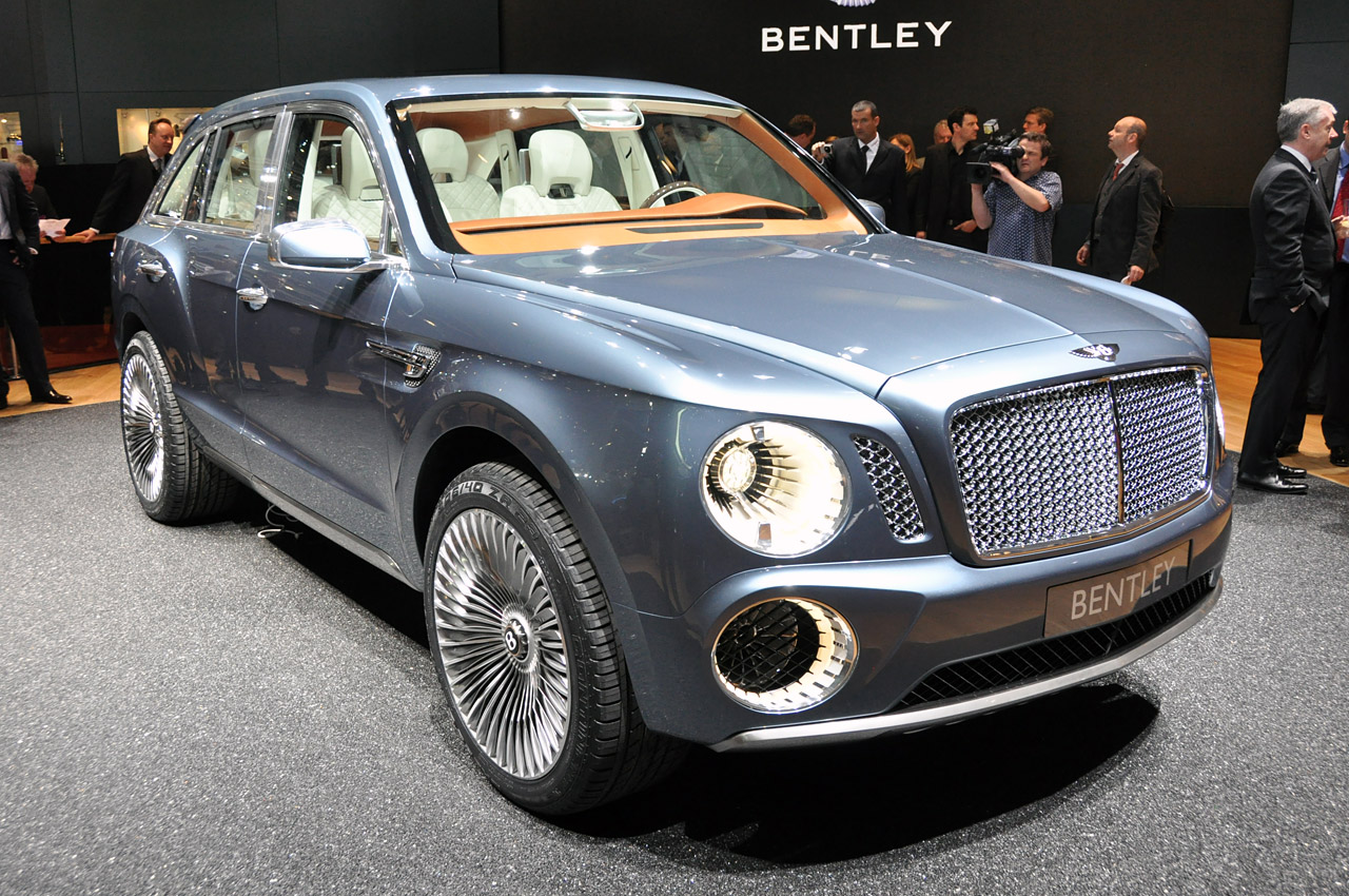 Bentley EXP 9F Concept