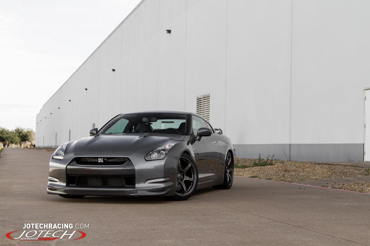 Nissan GT-R by Jotech Motorsports