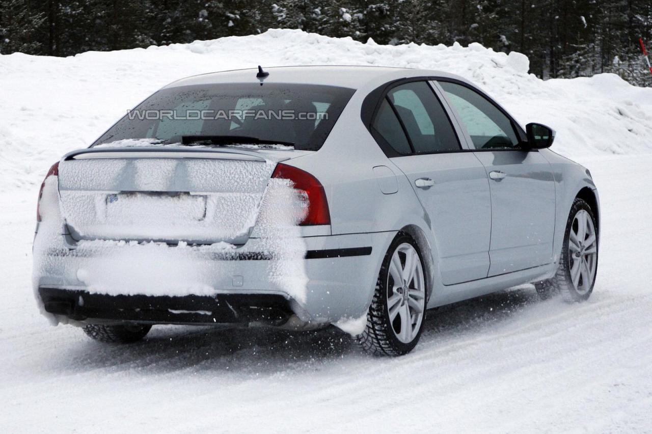 Skoda Octavia RS spied