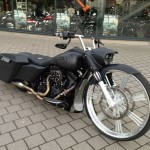 30 inch wheel Harley Davidson