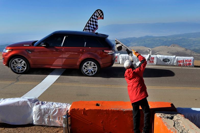 Range Rover Sport at Pikes Peak