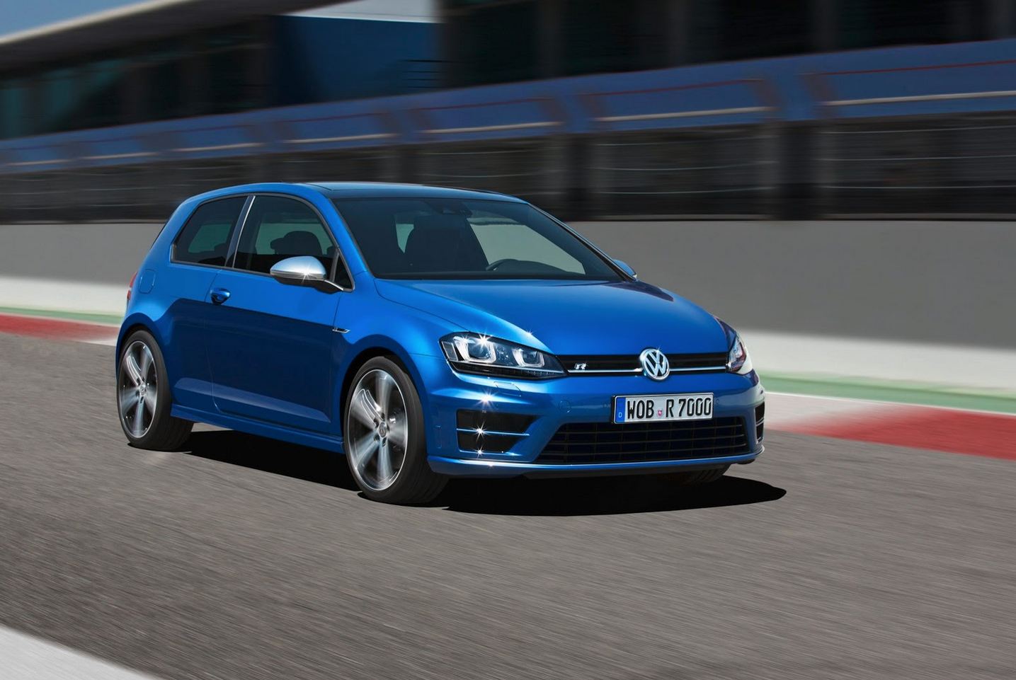 2014 Volkswagen Golf R