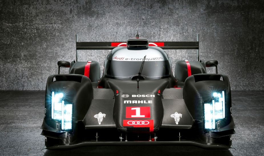 2014 Audi R18 Racing Car