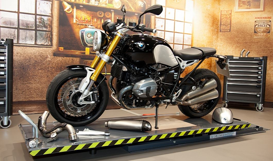 BMW R nineT