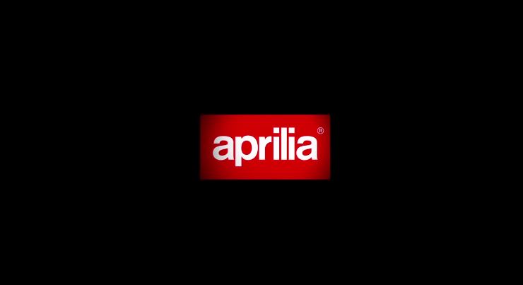 Aprilia RSV4 Factory, RSV4 R